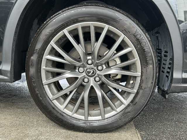 レクサス ＲＸ 450h Fスポーツ 京都府 2016(平28)年 8.9万km グラファイトブラックガラスフレーク 純正ＳＤナビ/フルセグTV/Bluetooth/CD/DVD再生機能　/黒本革シート　/ＨＵＤ　/禁煙　/バックカメラ　/４ＷＤ　/３眼ＬＥＤヘッドライト　/電動格納ウィンカーミラー/オートライト/オートマチックハイビーム/レーダークルーズコントロール　/パドルシフト　/ステアリングスイッチ/ステアリングヒーター/メモリーパワーシート　 /シートヒーター /エアシート /純正AW20インチ