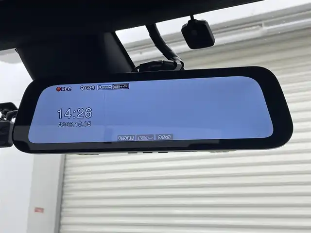 トヨタ ハイラックス Z GRスポーツ 茨城県 2024(令6)年 0.4万km プラチナホワイトパールマイカ ディスプレイオーディオ(8インチ)/ナビゲーション/Bluetooth/USB入力(動画・音楽再生/給電)/全周囲カメラ/デジタルインナーミラー/プリクラッシュセーフティ/レーンディパーチャーアラート/レーダークルーズコントロール/ロードサインアシスト/先行車発進告知機能/寒冷地仕様/・ウインドシールドデアイサー/・ヒーター付ドアミラー/・フロントヒーター/パドルシフト/LEDヘッドライト/オートライト