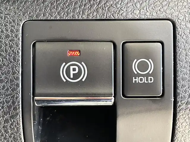 トヨタ ハリアー ハイブリッド プレミアム 岩手県 2018(平30)年 6.9万km ホワイトパールクリスタルシャイン ワンオーナー/４WD/ムーンルーフ/プリクラッシュセーフティ/レーダークルーズコントロール/レーンディパーチャーアラート/オートマチックハイビーム/MTモード付AT/横滑り防止装置/オートブレーキホールド/パワーバックドア/運転席パワーシート/アイドリングストップ/社外ナビ/フルセグTV/Msスピードエアロ/LEDヘッドランプ/２２インチアルミホイール/車高調