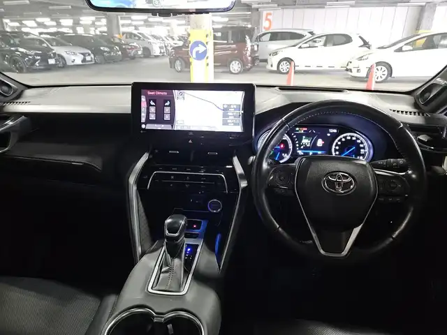 トヨタ ハリアー ハイブリッド Z レザーパッケージ 長崎県 2021(令3)年 8.3万km プレシャスブラックパール 〇ワンオーナー/〇純正12.3インチナビ/〇フルセグTV/〇バックカメラ/〇パノラマモニター/〇ビルトインETC2.0/〇JBLプレミアムサウンド/〇GRエアロ（フロント/サイド/リアアンダー）/〇セーフティセンス/〇レーダークルーズコントロール/〇プリクラッシュセーフティ/〇ブラインドスポットモニター/〇パワーバックドア/〇LEDヘッドランプ/〇オートライト/〇フォグランプ/〇社外19インチアルミ/〇革巻きステアリング/〇オートエアコン/〇革シート/〇シートヒーター/シートベンチレーション/〇パワーシート/〇スマートエントリー/〇禁煙車