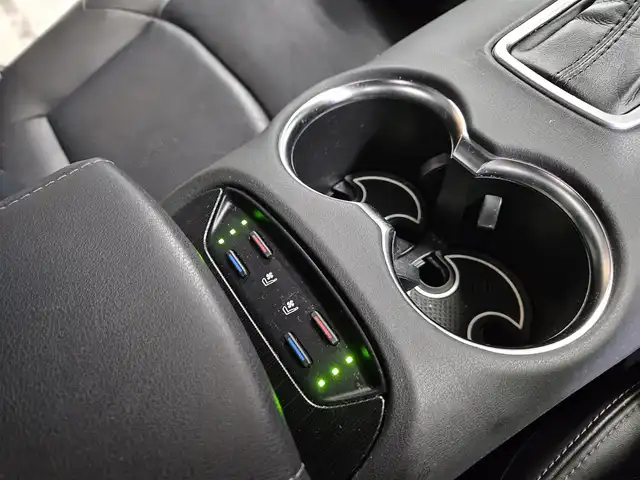 トヨタ ハリアー ハイブリッド Z レザーパッケージ 長崎県 2021(令3)年 8.3万km プレシャスブラックパール 〇ワンオーナー/〇純正12.3インチナビ/〇フルセグTV/〇バックカメラ/〇パノラマモニター/〇ビルトインETC2.0/〇JBLプレミアムサウンド/〇GRエアロ（フロント/サイド/リアアンダー）/〇セーフティセンス/〇レーダークルーズコントロール/〇プリクラッシュセーフティ/〇ブラインドスポットモニター/〇パワーバックドア/〇LEDヘッドランプ/〇オートライト/〇フォグランプ/〇社外19インチアルミ/〇革巻きステアリング/〇オートエアコン/〇革シート/〇シートヒーター/シートベンチレーション/〇パワーシート/〇スマートエントリー/〇禁煙車