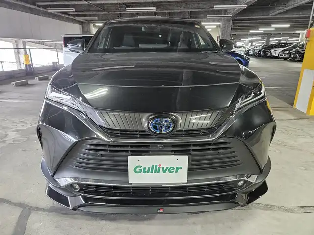 トヨタ ハリアー ハイブリッド Z レザーパッケージ 長崎県 2021(令3)年 8.3万km プレシャスブラックパール 〇ワンオーナー/〇純正12.3インチナビ/〇フルセグTV/〇バックカメラ/〇パノラマモニター/〇ビルトインETC2.0/〇JBLプレミアムサウンド/〇GRエアロ（フロント/サイド/リアアンダー）/〇セーフティセンス/〇レーダークルーズコントロール/〇プリクラッシュセーフティ/〇ブラインドスポットモニター/〇パワーバックドア/〇LEDヘッドランプ/〇オートライト/〇フォグランプ/〇社外19インチアルミ/〇革巻きステアリング/〇オートエアコン/〇革シート/〇シートヒーター/シートベンチレーション/〇パワーシート/〇スマートエントリー/〇禁煙車
