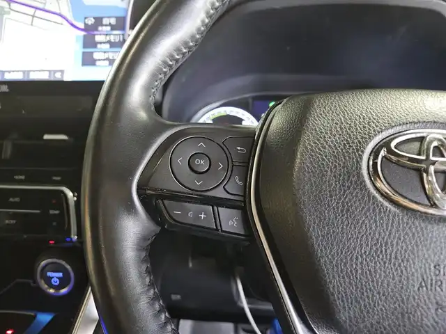 トヨタ ハリアー ハイブリッド Z レザーパッケージ 長崎県 2021(令3)年 8.3万km プレシャスブラックパール 〇ワンオーナー/〇純正12.3インチナビ/〇フルセグTV/〇バックカメラ/〇パノラマモニター/〇ビルトインETC2.0/〇JBLプレミアムサウンド/〇GRエアロ（フロント/サイド/リアアンダー）/〇セーフティセンス/〇レーダークルーズコントロール/〇プリクラッシュセーフティ/〇ブラインドスポットモニター/〇パワーバックドア/〇LEDヘッドランプ/〇オートライト/〇フォグランプ/〇社外19インチアルミ/〇革巻きステアリング/〇オートエアコン/〇革シート/〇シートヒーター/シートベンチレーション/〇パワーシート/〇スマートエントリー/〇禁煙車