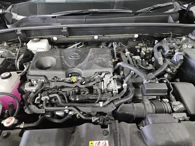 トヨタ ハリアー ハイブリッド Z レザーパッケージ 長崎県 2021(令3)年 8.3万km プレシャスブラックパール 〇ワンオーナー/〇純正12.3インチナビ/〇フルセグTV/〇バックカメラ/〇パノラマモニター/〇ビルトインETC2.0/〇JBLプレミアムサウンド/〇GRエアロ（フロント/サイド/リアアンダー）/〇セーフティセンス/〇レーダークルーズコントロール/〇プリクラッシュセーフティ/〇ブラインドスポットモニター/〇パワーバックドア/〇LEDヘッドランプ/〇オートライト/〇フォグランプ/〇社外19インチアルミ/〇革巻きステアリング/〇オートエアコン/〇革シート/〇シートヒーター/シートベンチレーション/〇パワーシート/〇スマートエントリー/〇禁煙車