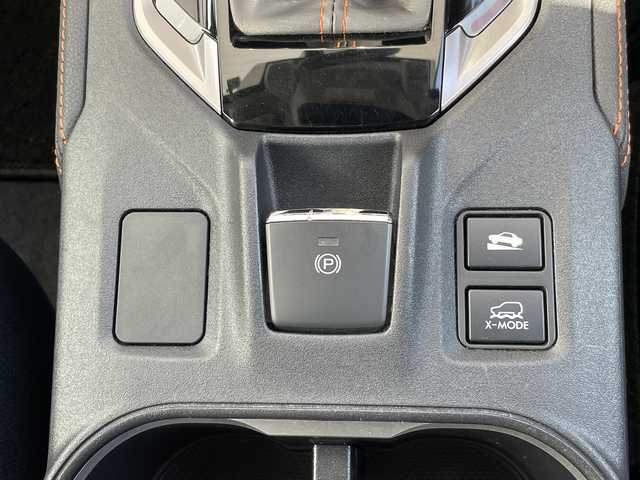 スバル インプレッサ ＸＶ 2．0i－L アイサイト 愛知県 2018(平30)年 5.2万km クールグレーカーキ アイサイト/SDナビ/レーダークルーズコントロール/バックカメラ/アルミホイール/ブラインドスポットモニター/パドルシフト/オートライト/ETC/ステアリングスイッチ/スマートキー/プッシュスタート