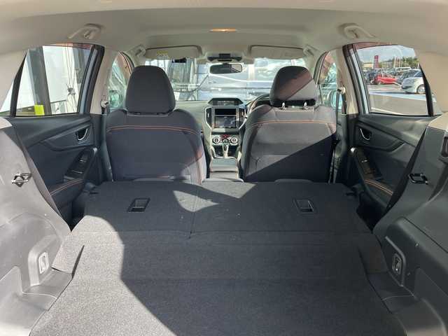 スバル インプレッサ ＸＶ 2．0i－L アイサイト 愛知県 2018(平30)年 5.2万km クールグレーカーキ アイサイト/SDナビ/レーダークルーズコントロール/バックカメラ/アルミホイール/ブラインドスポットモニター/パドルシフト/オートライト/ETC/ステアリングスイッチ/スマートキー/プッシュスタート