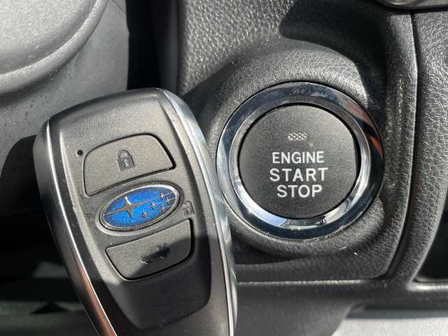 スバル インプレッサ ＸＶ 2．0i－L アイサイト 愛知県 2018(平30)年 5.2万km クールグレーカーキ アイサイト/SDナビ/レーダークルーズコントロール/バックカメラ/アルミホイール/ブラインドスポットモニター/パドルシフト/オートライト/ETC/ステアリングスイッチ/スマートキー/プッシュスタート