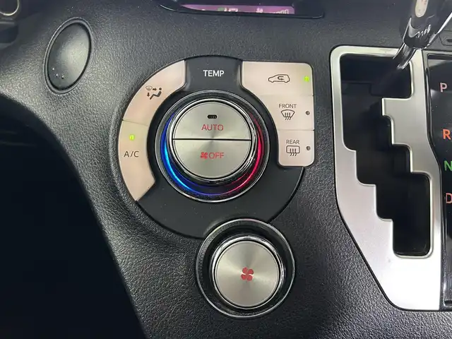 トヨタ シエンタ G クエロ 佐賀県 2020(令2)年 4.7万km ブラックマイカ 社外7インチナビ/ワンセグTV/CD/DVD/USB/バックカメラ/衝突被害軽減システム/横滑り防止装置/パーキングサポートブレーキ/車線逸脱警報/クリアランスソナー/先行車発進お知らせ機能/オートライト/オートマチックハイビーム/LEDヘッドライト/フォグライト/両側パワースライドドア/ハーフレザーシート/ISOFIX対応シート/純正フロアマット/ドアバイザー/スマートキー/プッシュスタート