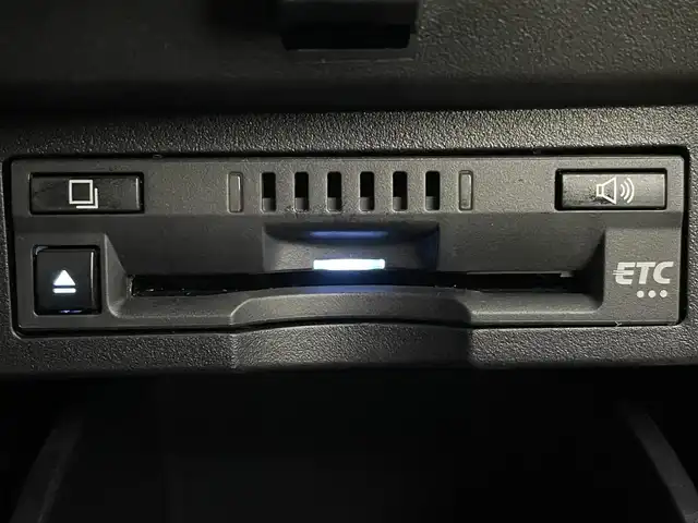 トヨタ アルファード S Cパッケージ 兵庫県 2020(令2)年 6.7万km ホワイト 純正9インチナビ/バックカメラ/両側パワースライドドア/追従有クルーズコントロール/ツインムーンルーフ/デジタルインナーミラー/オットマン/DN席シートヒーター、エアーシート/シートベンチレーション/アップルカープレイ/ビルトインETC/メモリ付きパワーシート/Bluetooth接続/トヨタセーフティセンス/電動リアゲート/レザーウッドマンハンドル/ステアリングリモコン/LEDヘッドライト