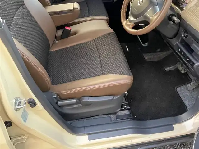 スズキ ハスラー ワンダラー 宮崎県 2019(平31)年 9.2万km シフォンアイボリーメタリック/ウッディブラウン2トーンルーフ じしゃロン宮崎店成約済み//ナビ//TV/CD/DVD/Bluetooth//ETC//アラウンドビューモニター//バックカメラ//純正フロアマット//純正アルミホイール//ドアバイザー//ステアリングスイッチ//オートライト