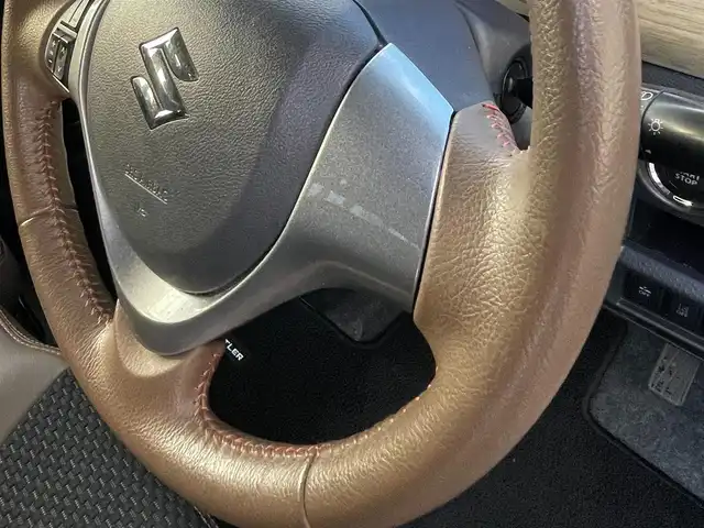 スズキ ハスラー ワンダラー 宮崎県 2019(平31)年 9.2万km シフォンアイボリーメタリック/ウッディブラウン2トーンルーフ じしゃロン宮崎店成約済み//ナビ//TV/CD/DVD/Bluetooth//ETC//アラウンドビューモニター//バックカメラ//純正フロアマット//純正アルミホイール//ドアバイザー//ステアリングスイッチ//オートライト