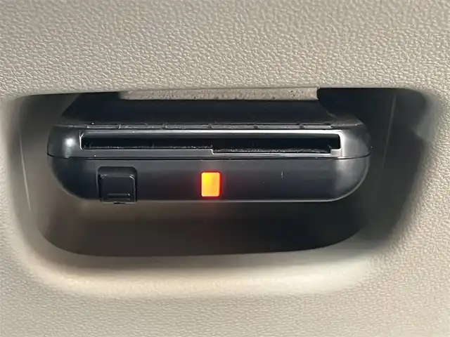 ダイハツ キャスト スタイル X リミテッド SAⅢ 秋田県 2019(令1)年 6万km ダークエメラルドマイカ ４WD/衝突軽減システム/誤発進抑制機能/社外メモリナビ（DVD/CD/BT/AM/FM）/フルセグ（走行中視聴可能）/バックカメラ/スマートキー/アイドリングストップ/プッシュスタート/レーンキープアシスト/オートマチックハイビーム/ステアリングスイッチ/前席シートヒーター/ドライブレコーダー/ETC/社外フロアマット/社外ドアバイザー/オートライト/オートエアコン/パワーステアリング/パワーウィンドウ/ヘッドライトレベライザー/横滑り防止/盗難防止装置/寒冷地仕様/電動格納ミラー/保証書/取扱説明書/記録簿/スペアキー×１