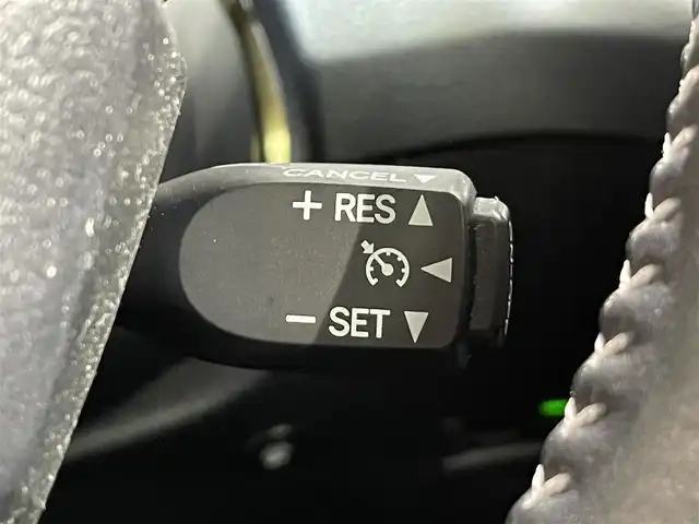 トヨタ シエンタ ハイブリッド ファンベースG クエロ 愛知県 2021(令3)年 3.2万km ホワイトパールクリスタルシャイン 純正9インチナビ/アラウンドビューモニター/両側パワースライドドア/100V充電/ETC/バックカメラ/クルーズコントロール/パーキングサポートブレーキ/コーナーセンサー/レーンディパーチャーアラート/ステアリングヒーター/シートヒーターD/N席/Bluetooth/オートハイビーム/プッシュスタート/LEDヘッドライト/スマートキー/スペアキー/純正フロアマット/純正アルミホイール/オートライト