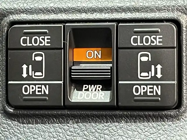 トヨタ シエンタ ハイブリッド ファンベースG クエロ 愛知県 2021(令3)年 3.2万km ホワイトパールクリスタルシャイン 純正9インチナビ/アラウンドビューモニター/両側パワースライドドア/100V充電/ETC/バックカメラ/クルーズコントロール/パーキングサポートブレーキ/コーナーセンサー/レーンディパーチャーアラート/ステアリングヒーター/シートヒーターD/N席/Bluetooth/オートハイビーム/プッシュスタート/LEDヘッドライト/スマートキー/スペアキー/純正フロアマット/純正アルミホイール/オートライト