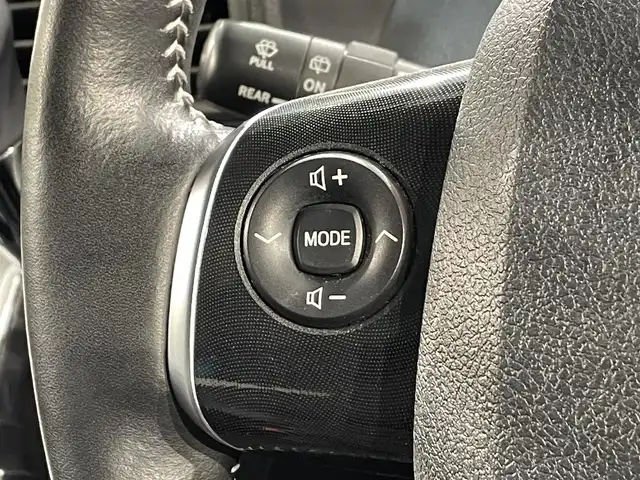 トヨタ シエンタ ハイブリッド ファンベースG クエロ 愛知県 2021(令3)年 3.2万km ホワイトパールクリスタルシャイン 純正9インチナビ/アラウンドビューモニター/両側パワースライドドア/100V充電/ETC/バックカメラ/クルーズコントロール/パーキングサポートブレーキ/コーナーセンサー/レーンディパーチャーアラート/ステアリングヒーター/シートヒーターD/N席/Bluetooth/オートハイビーム/プッシュスタート/LEDヘッドライト/スマートキー/スペアキー/純正フロアマット/純正アルミホイール/オートライト