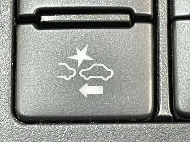 トヨタ シエンタ ハイブリッド ファンベースG クエロ 愛知県 2021(令3)年 3.2万km ホワイトパールクリスタルシャイン 純正9インチナビ/アラウンドビューモニター/両側パワースライドドア/100V充電/ETC/バックカメラ/クルーズコントロール/パーキングサポートブレーキ/コーナーセンサー/レーンディパーチャーアラート/ステアリングヒーター/シートヒーターD/N席/Bluetooth/オートハイビーム/プッシュスタート/LEDヘッドライト/スマートキー/スペアキー/純正フロアマット/純正アルミホイール/オートライト