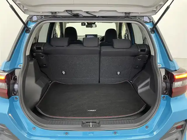 トヨタ ライズ Z 埼玉県 2019(令1)年 1.3万km ブラックマイカメタリック/ターコイズブルーマイカメタリック 純正ナビ/バックカメラ/純正17インチアルミホイール/プリクラッシュセーフティシステム/レーンキープアシスト/レーダークルーズコントロール/フルセグTV/LEDヘッドライト/ドライブレコーダー/電動格納式ドアミラー/ETC/プッシュスタート