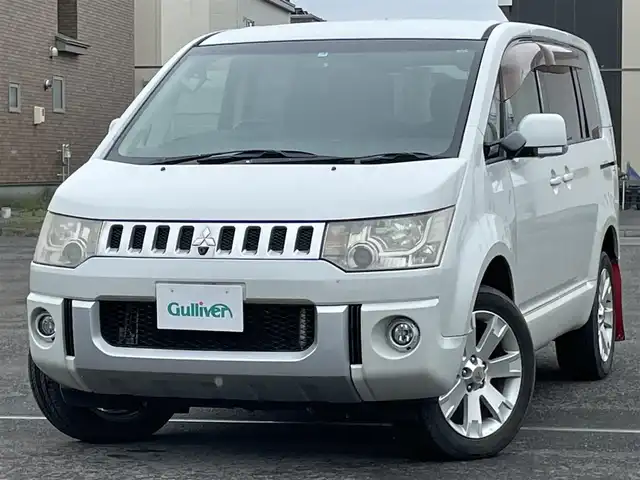 三菱 デリカＤ：５ G－Navi package 道央・札幌 2007(平19)年 14.8万km ウォームホワイトパール ４WD/純正ディーラーOPナビ/CD/DVD/TV/ASC/クルーズコントロール/バック/サイド/フロントカメラ/ビルトインETC/片側パワースライドドア/革巻きステアリング/ステアリングリモコン/パドルシフト/純正フリップダウンモニター/トランスファ切替/スマートキー/キーレスエントリー/HIDヘッドライト/オートライト/フォグランプ/電動格納ミラー/ウィンカーミラー/純正フロアマット/ドアバイザー/社外エンジンスターター
