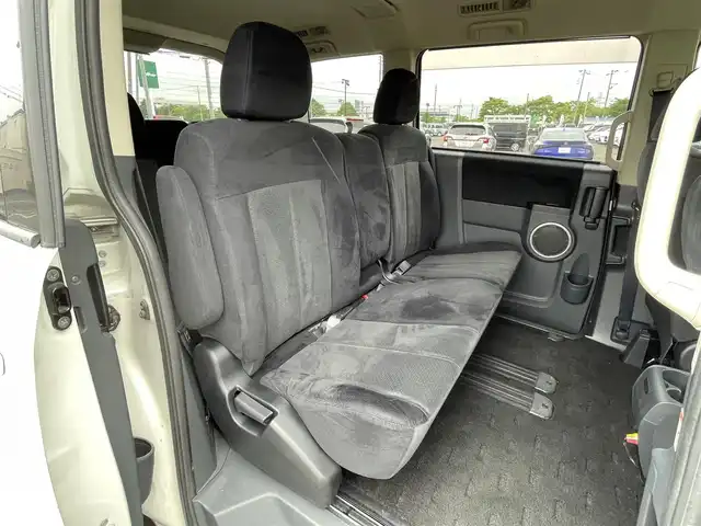 三菱 デリカＤ：５ G－Navi package 道央・札幌 2007(平19)年 14.8万km ウォームホワイトパール ４WD/純正ディーラーOPナビ/CD/DVD/TV/ASC/クルーズコントロール/バック/サイド/フロントカメラ/ビルトインETC/片側パワースライドドア/革巻きステアリング/ステアリングリモコン/パドルシフト/純正フリップダウンモニター/トランスファ切替/スマートキー/キーレスエントリー/HIDヘッドライト/オートライト/フォグランプ/電動格納ミラー/ウィンカーミラー/純正フロアマット/ドアバイザー/社外エンジンスターター