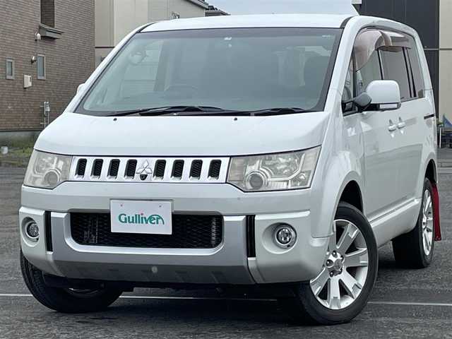 三菱 デリカＤ：５ G－Navi package 道央・札幌 2007(平19)年 14.8万km ウォームホワイトパール ４WD/純正ディーラーOPナビ/CD/DVD/TV/ASC/クルーズコントロール/バック/サイド/フロントカメラ/ビルトインETC/片側パワースライドドア/革巻きステアリング/ステアリングリモコン/パドルシフト/純正フリップダウンモニター/トランスファ切替/スマートキー/キーレスエントリー/HIDヘッドライト/オートライト/フォグランプ/電動格納ミラー/ウィンカーミラー/純正フロアマット/ドアバイザー/社外エンジンスターター
