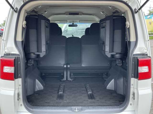 三菱 デリカＤ：５ G－Navi package 道央・札幌 2007(平19)年 14.8万km ウォームホワイトパール ４WD/純正ディーラーOPナビ/CD/DVD/TV/ASC/クルーズコントロール/バック/サイド/フロントカメラ/ビルトインETC/片側パワースライドドア/革巻きステアリング/ステアリングリモコン/パドルシフト/純正フリップダウンモニター/トランスファ切替/スマートキー/キーレスエントリー/HIDヘッドライト/オートライト/フォグランプ/電動格納ミラー/ウィンカーミラー/純正フロアマット/ドアバイザー/社外エンジンスターター