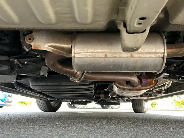 トヨタ ヴォクシー ZS 煌Ⅲ 静岡県 2021(令3)年 5.7万km ブラック TRDエアロ/純正9インチSDナビ(Bluetooth、CD、DVD、フルセグTV)/バックカメラ/両側パワスラ/ETC/スペアキー１本/クルコン/前後ドラレコ/純正アルミ/合皮シート/スマートキー/プッシュスタート/ダブルオートエアコン/アイドリングストップ/保証書/取扱説明書/USB入力端子/三列シート/ウォークスルー/純正フロアマット/横滑り防止装置/レーンキープアシスト/前後コーナーセンサー/オートライト/LEDヘッドライト/衝突軽減システム/ダブルエアバック