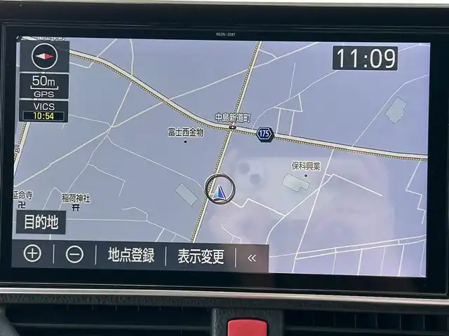 トヨタ ヴォクシー ZS 煌Ⅲ 静岡県 2021(令3)年 5.7万km ブラック TRDエアロ/純正9インチSDナビ(Bluetooth、CD、DVD、フルセグTV)/バックカメラ/両側パワスラ/ETC/スペアキー１本/クルコン/前後ドラレコ/純正アルミ/合皮シート/スマートキー/プッシュスタート/ダブルオートエアコン/アイドリングストップ/保証書/取扱説明書/USB入力端子/三列シート/ウォークスルー/純正フロアマット/横滑り防止装置/レーンキープアシスト/前後コーナーセンサー/オートライト/LEDヘッドライト/衝突軽減システム/ダブルエアバック