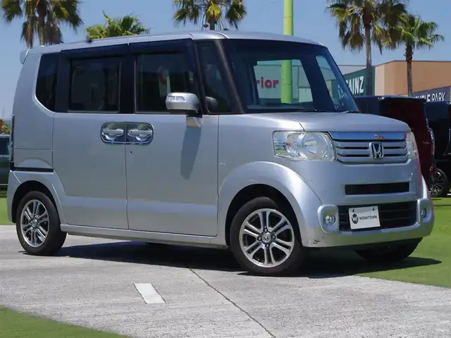 ホンダ Ｎ ＢＯＸ G Lパッケージ 千葉県 2014(平26)年 6.3万km カトラリーシルバーM 左パワースライドドア/右イージークローザードア/純正メモリーナビ/ワンセグTV/【DVD/CD再生機能　Bluetooth接続】/バックカメラ/ステアリングスイッチ/ETC（2.0）/純正14インチアルミホイル/スマートキー