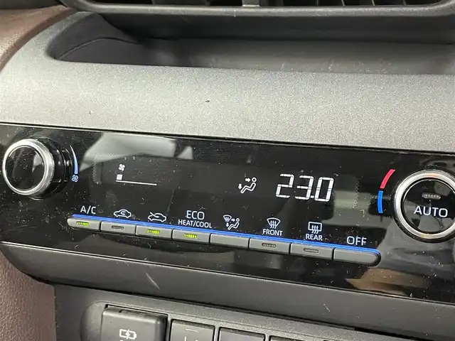 トヨタ ヤリスクロス ハイブリッド Z 埼玉県 2021(令3)年 3.5万km ホワイトパールクリスタルシャイン 純正ナビ/(フルセグ・AM・FM・Bluetooth・Miracast)/レーントレーシングアシスト/プリクラッシュセーフティ/パーキングサポートブレーキ/ロードサインアシスト/シートヒーターD+N席/バックカメラ/レーダークルーズコントロール/ＥＴＣ２．０/純正アルミホイール１８インチ/前後ドライブレコーダー/ＬＥＤヘッドライト/プッシュスタート/スマートキー