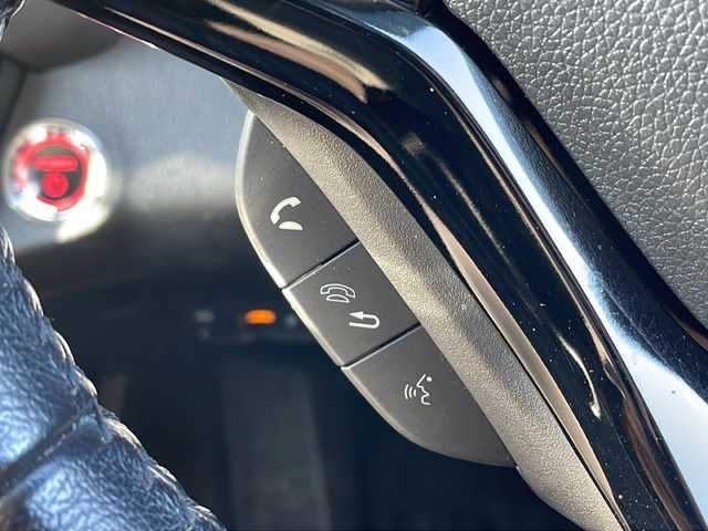 ホンダ ヴェゼル ハイブリッド X ホンダセンシング 道北・旭川 2020(令2)年 5.4万km クリスタルブラックパール 寒冷地仕様/4WD/純正ナビ(HDMI/CD/DVD/SD/BT)/バックカメラ/前席シートヒーター/ミラーヒーター/横滑り防止/衝突軽減ブレーキ/レーンキープアシスト/レーダークルーズコントロール/パドルシフト/オートライト/革巻きステアリング/ステアリングスイッチ/ウィンカーミラー/フォグ/禁煙車/保証書/取扱説明書