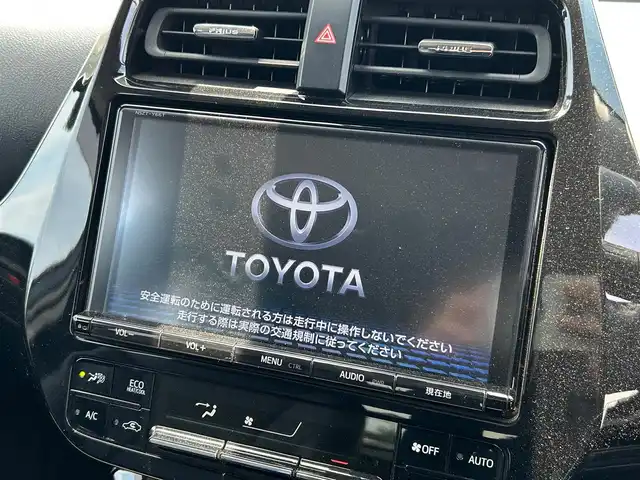 トヨタ プリウス A プレミアム 大阪府 2018(平30)年 4.8万km ホワイトパールクリスタルシャイン モデリスタエアロ/AW18インチ/ビルトインETC/純正9インチナビ/　Bluetooth/フルセグTV/CD.DVD/バックカメラ/D席パワーシート/D/N席シートヒーター/クルーズコントロール（追従走行あり）/コーナーセンサー/LEDヘッドライト/BSM/HUD