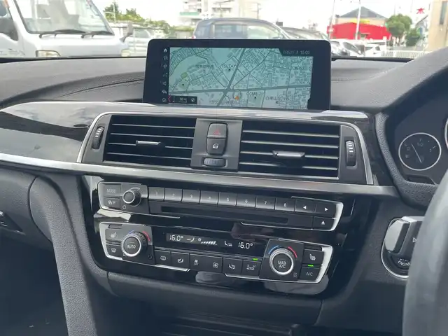 ＢＭＷ ３２０ｉ Mスポーツ 神奈川県 2018(平30)年 4万km サファイアブラックP ワンオーナー/純正HDDナビ/(Bluetooth/USB/CD/DVD)/バックカメラ/ETC/追従クルーズコントロール/前後ドライブレコーダー/前席シートヒーター/前席パワーシート/D席シートメモリ/コーナーセンサー/パドルシフト/車線逸脱警報/横滑り防止装置/衝突軽減システム/スペアキー×１/保証書/取扱説明書