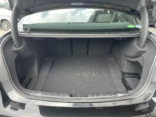 ＢＭＷ ３２０ｉ Mスポーツ 神奈川県 2018(平30)年 4万km サファイアブラックP ワンオーナー/純正HDDナビ/(Bluetooth/USB/CD/DVD)/バックカメラ/ETC/追従クルーズコントロール/前後ドライブレコーダー/前席シートヒーター/前席パワーシート/D席シートメモリ/コーナーセンサー/パドルシフト/車線逸脱警報/横滑り防止装置/衝突軽減システム/スペアキー×１/保証書/取扱説明書