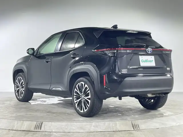 トヨタ ヤリスクロス ハイブリッド Z 福岡県 2023(令5)年 2.8万km 黒 禁煙車純正ディスプレイオーディオ（ナビ/BT/ACP）全方位モニタートヨタセーフティーシートヒーターハーフレザーシートドラレコパワーシート踏み間違い防止スマートキープッシュスタート