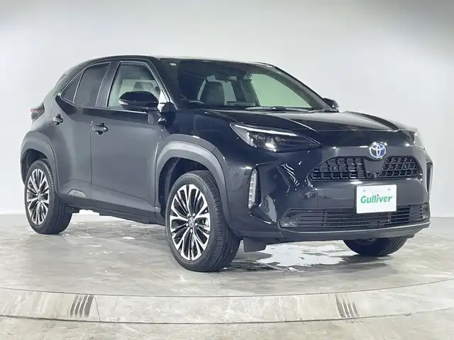 トヨタ ヤリスクロス ハイブリッド Z 福岡県 2023(令5)年 2.8万km 黒 禁煙車純正ディスプレイオーディオ（ナビ/BT/ACP）全方位モニタートヨタセーフティーシートヒーターハーフレザーシートドラレコパワーシート踏み間違い防止スマートキープッシュスタート