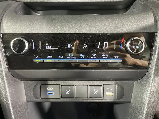 トヨタ ヤリスクロス ハイブリッド Z 福岡県 2023(令5)年 2.8万km 黒 禁煙車純正ディスプレイオーディオ（ナビ/BT/ACP）全方位モニタートヨタセーフティーシートヒーターハーフレザーシートドラレコパワーシート踏み間違い防止スマートキープッシュスタート