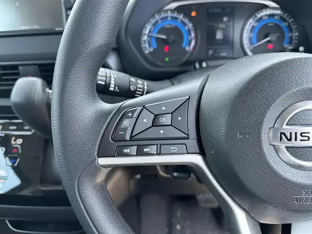 日産 ルークス HWS X プロパイロットED 滋賀県 2022(令4)年 5.5万km チタニウムグレーメタリック 禁煙車/純正ナビ/CD/SD/Bluetooth/フルセグTV/アラウンドビューモニター/プロパイロット/ETC/両側パワースライドドア/アイドリングストップ/電動パーキング/オートホールド/LED/オートライト/プッシュスタート/スマートキー/ステアリングスイッチ/フロアマット/純正アルミホイール