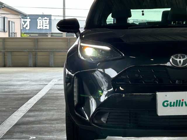 トヨタ ヤリスクロス ハイブリッド Z 静岡県 2024(令6)年 1.6万km ブラックマイカ トヨタセーフティセンス/純正ディスプレイオーディオ/ナビ/フルセグ/ＥＴＣ２．０/ＡＰＰＬＥＣＡＲＰＬＡＹ/全周囲カメラ/ハーフレザー/シートヒーター/パワーシート/ハンドルヒーター/ＢＳＭ/ＬＥＤヘッド/純正フロアマット/純正１８ＡＷ
