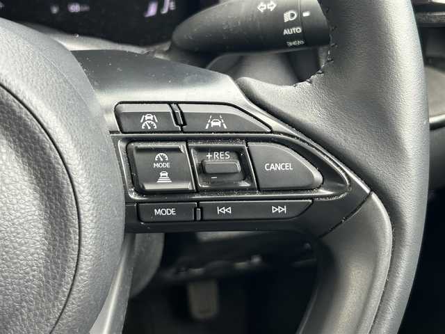 トヨタ ヤリスクロス ハイブリッド Z 静岡県 2024(令6)年 1.6万km ブラックマイカ トヨタセーフティセンス/純正ディスプレイオーディオ/ナビ/フルセグ/ＥＴＣ２．０/ＡＰＰＬＥＣＡＲＰＬＡＹ/全周囲カメラ/ハーフレザー/シートヒーター/パワーシート/ハンドルヒーター/ＢＳＭ/ＬＥＤヘッド/純正フロアマット/純正１８ＡＷ