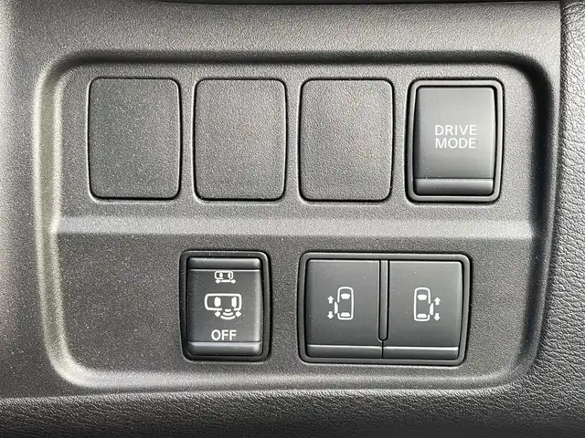 日産 セレナ e－パワー ハイウェイスター V 滋賀県 2019(平31)年 2.6万km ブリリアントホワイトパール 純正9型ナビ/（CD　BD　Bluetooth フルセグ）/バックカメラ/両側電動ドア/クルーズコントロール/衝突軽減ブレーキ/レーンアシスト/ステアリングリモコン/LEDヘッドライト/オートライト/ETC