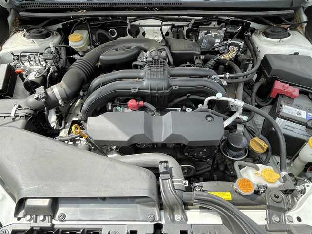 スバル インプレッサ ＸＶ 2．0i－L アイサイト 岩手県 2015(平27)年 5.9万km クリスタルホワイトP 禁煙車/4WD/追従型クルーズコントロール/純正ナビ/→フルセグTV/Bluetooth/CD/DVD/FM/AM/バックカメラ/横滑り防止装置/レーンアシスト/衝突軽減ブレーキ/パドルシフト/〇プッシュスタート/〇電動格納ミラー/〇ウィンカーミラー/〇ドアバイザー/〇パワーウィンドウ/〇USBポート2つ/〇シガーソケット2つ/オートライト/フォグライト/ドライブレコーダー/ETC/スペアキー/冬タイヤ社外アルミホイール車載