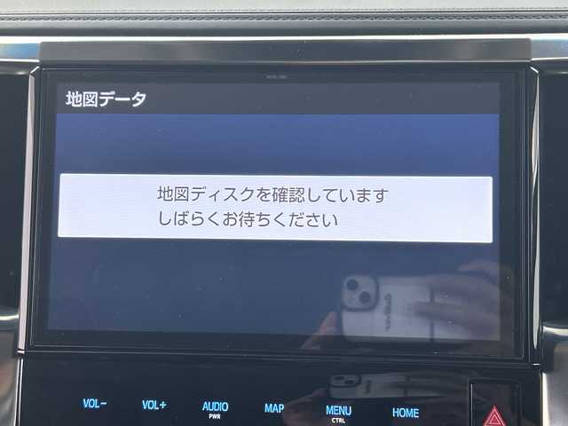 トヨタ アルファード S Cパッケージ 三重県 2019(平31)年 4.3万km ホワイトパールクリスタルシャイン 禁煙車/社外エアロ（フロント）SiLKBLaze/トヨタセーフティセンス/・プリクラッシュセーフティ/・レーンディパーチャーアラート/・LTA/・オートマチックハイビーム/・先行車発進告知/・RSA/・レーダークルーズコントロール/クリアランスソナー/純正１０インチナビ（NSZN-Z68T）/・フルセグTV/CD/DVD/BT/バックカメラ/純正フリップダウンモニター（V12T-R68C）/ウッドコンビステアリング/ステアリングスイッチ/ステアリングヒーター/オートライト/LEDヘッドライト/フォグランプ/シーケンシャルターンランプ/電動格納ウィンカーミラー/合皮シート/パワーシート/シートメモリー/シートヒーター/ベンチレーション/オットマン/スマートキー/プッシュスタート/スペアキー×１/エンジンスターター×１/前後ドライブレコーダー（ケンウッド）/ビルトインETC2.0/フロアマット/W+サイド+カーテンエアバック