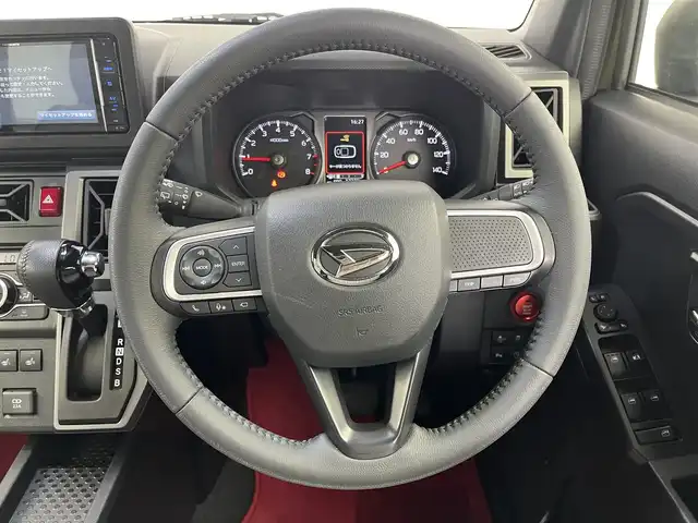 ダイハツ タフト G ダーククロムベンチャー 福島県 2023(令5)年 1.8万km フォレストカーキメタリック スマートアシスト/　　・衝突回避支援ブレーキ機能/　　・車線逸脱警報機能/　　・ふらつき警報/　　・アダプティブドライビングハイビーム/　　・コーナーセンサー/　　・パノラマモニター/純正ルーフキャリア/ルーフレール/ガラスルーフ/7インチナビ/　　・CD/DVD/BT/フルセグ/ETC/シートヒーター（前席）/純正LEDヘッドライト/フォグランプ/純正15インチアルミホイール