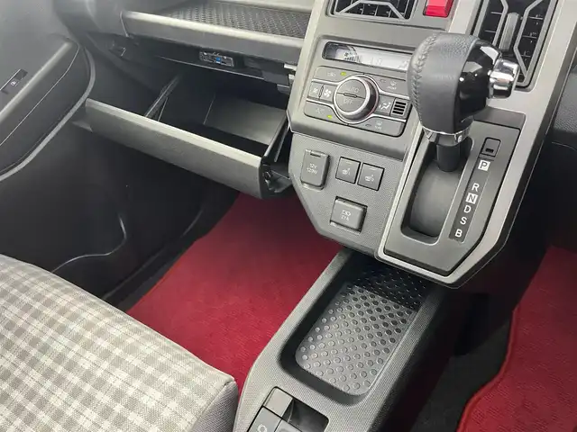 ダイハツ タフト G ダーククロムベンチャー 福島県 2023(令5)年 1.8万km フォレストカーキメタリック スマートアシスト/　　・衝突回避支援ブレーキ機能/　　・車線逸脱警報機能/　　・ふらつき警報/　　・アダプティブドライビングハイビーム/　　・コーナーセンサー/　　・パノラマモニター/純正ルーフキャリア/ルーフレール/ガラスルーフ/7インチナビ/　　・CD/DVD/BT/フルセグ/ETC/シートヒーター（前席）/純正LEDヘッドライト/フォグランプ/純正15インチアルミホイール