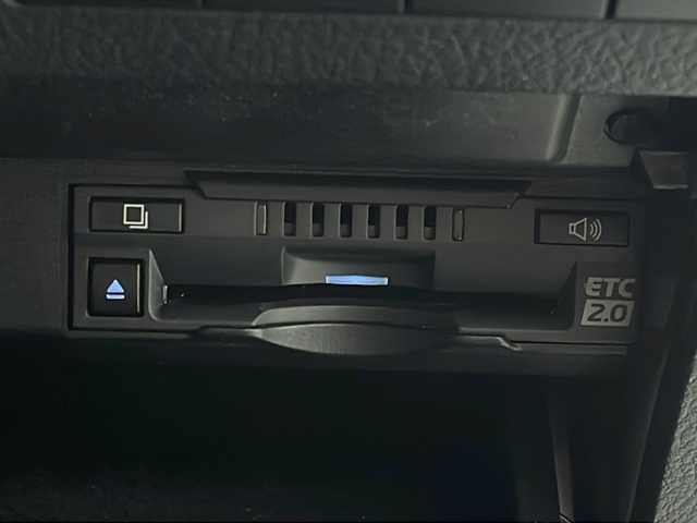 レクサス ＲＸ 450h バージョンL 岐阜県 2020(令2)年 6万km ソニッククォーツ サンルーフ/黒レザーシート/三眼LEDヘッドライト/プリクラッシュセーフティ/レーンキーピングアシスト/オートマチックハイビーム/レーダークルーズコントロール/ブラインドスポットモニター/リアクロストラフィックアラート/インテリジェントクリアランスソナー/ドライブスタートコントロール/純正SDナビ/フルセグ/BT/CD/DVD/USB/Miracast/パノラミックビューモニター/ビルトインETC2.0/パワーバックドア/ヘッドアップディスプレイ/前後ドライブレコーダー/ルーフレール/ウッドコンビハンドル/ステアリングスイッチ/パドルシフト/シートヒーター/ベンチレーション/パワーシート/シートメモリ/純正フロアマット/純正20インチAW