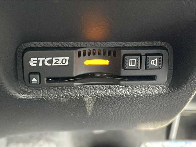ホンダ シビック ハッチバック 栃木県 2020(令2)年 2.3万km ソニックグレーパール ワンオーナー/純正SDナビ/Bluetooth CD DVD/TV フルセグ/バックカメラ/トップロードサンルーフ/純正リアルルーフスポイラー/ステンレス製スポーツペダル/ETC2.0/純正前後ドライブレコーダー/レザーシート/シートヒーター/パワーシート/レザーインテリア/純正18インチアルミホイール/Honda SENSING/LEDヘッドライト/衝突被害軽減システム/保証書/記録簿/取扱説明書