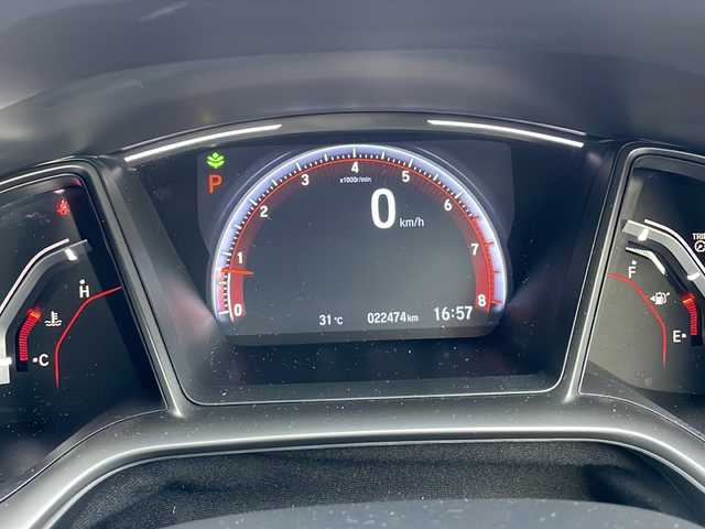 ホンダ シビック ハッチバック 栃木県 2020(令2)年 2.3万km ソニックグレーパール ワンオーナー/純正SDナビ/Bluetooth CD DVD/TV フルセグ/バックカメラ/トップロードサンルーフ/純正リアルルーフスポイラー/ステンレス製スポーツペダル/ETC2.0/純正前後ドライブレコーダー/レザーシート/シートヒーター/パワーシート/レザーインテリア/純正18インチアルミホイール/Honda SENSING/LEDヘッドライト/衝突被害軽減システム/保証書/記録簿/取扱説明書