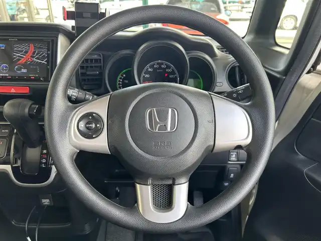 ホンダ Ｎ ＢＯＸ G Lパッケージ 兵庫県 2014(平26)年 10.1万km プレミアムホワイトパール 社外7インチナビ/　　(AM/FM/CD/DVD/BT)/ワンセグTV/バックカメラ/プッシュスタート/横滑り防止装置/ステアリングリモコン/オートライト/ETC/片側パワースライドドア/ドアバイザー/純正14インチアルミホイール/スマートキー/保証書/取扱説明書