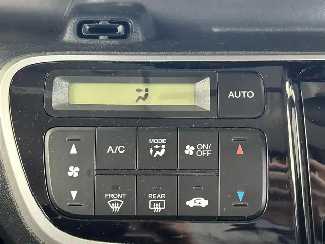 ホンダ Ｎ ＢＯＸ G Lパッケージ 兵庫県 2014(平26)年 10.1万km プレミアムホワイトパール 社外7インチナビ/　　(AM/FM/CD/DVD/BT)/ワンセグTV/バックカメラ/プッシュスタート/横滑り防止装置/ステアリングリモコン/オートライト/ETC/片側パワースライドドア/ドアバイザー/純正14インチアルミホイール/スマートキー/保証書/取扱説明書