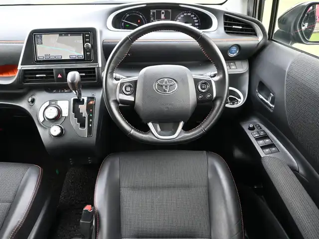 トヨタ シエンタ ハイブリッド G クエロ 千葉県 2018(平30)年 5.5万km クールボルドーガラスフレーク Toyota Safety Sense/・プリクラッシュセーフティ/・レーンディパーチャーアラート/・オートハイビーム/両側パワースライドドア/ハーフレザーシート/前席シートヒーター/純正SDナビ/地デジTV/【DVD/CD再生機能　Bluetooth接続】/バックカメラ/ドライブレコーダー（前後撮影）/革巻きステアリング/ETC/LEDヘッドライト/フォグライト/ウインカーミラー/純正16インチアルミホイル/スマートキー